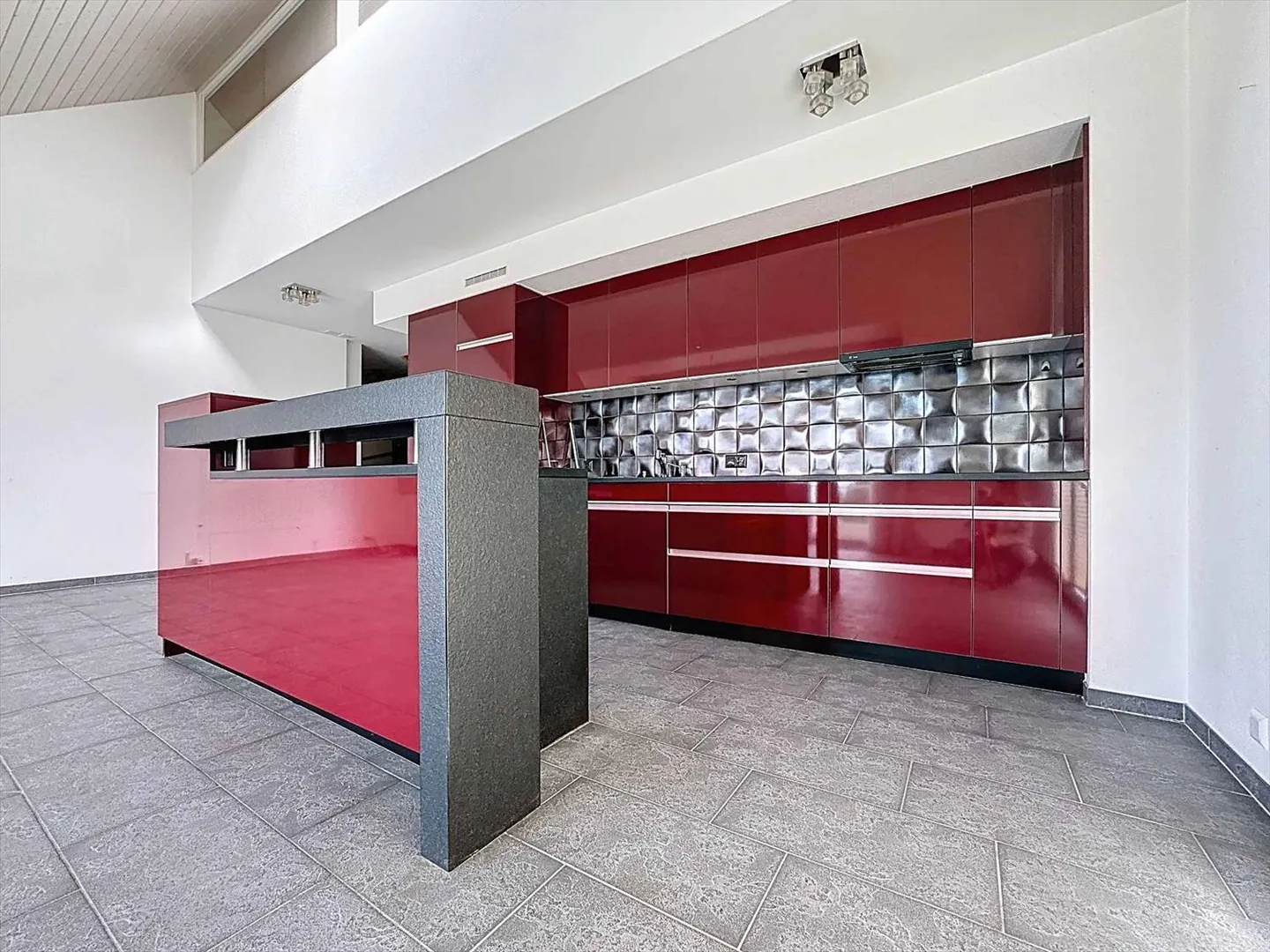 Dachgeschoss 5,5 Zimmer - Foto 2 von 13