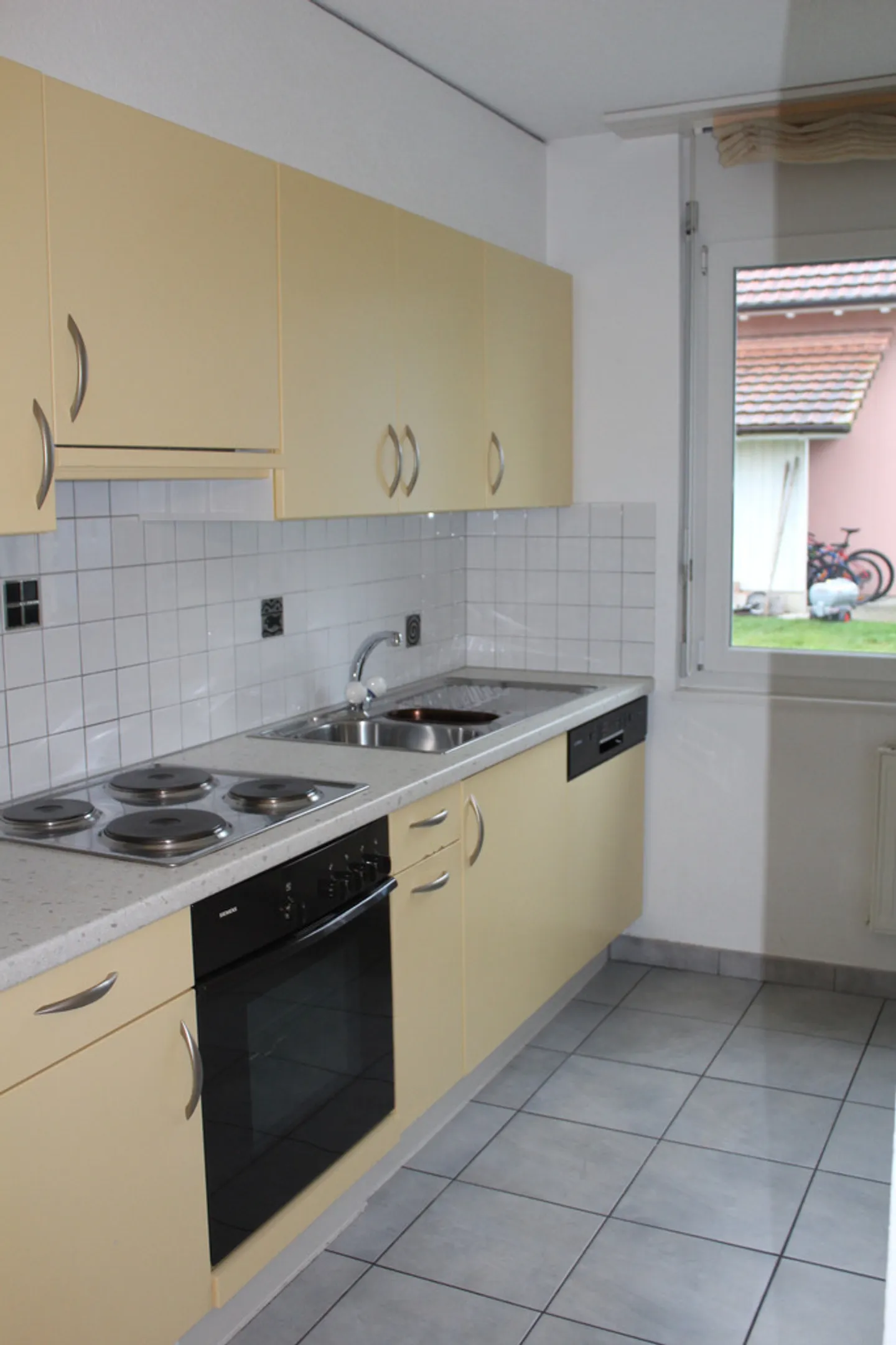 Au milieu de la verdure pour un confort garanti - Photo 3 sur 6