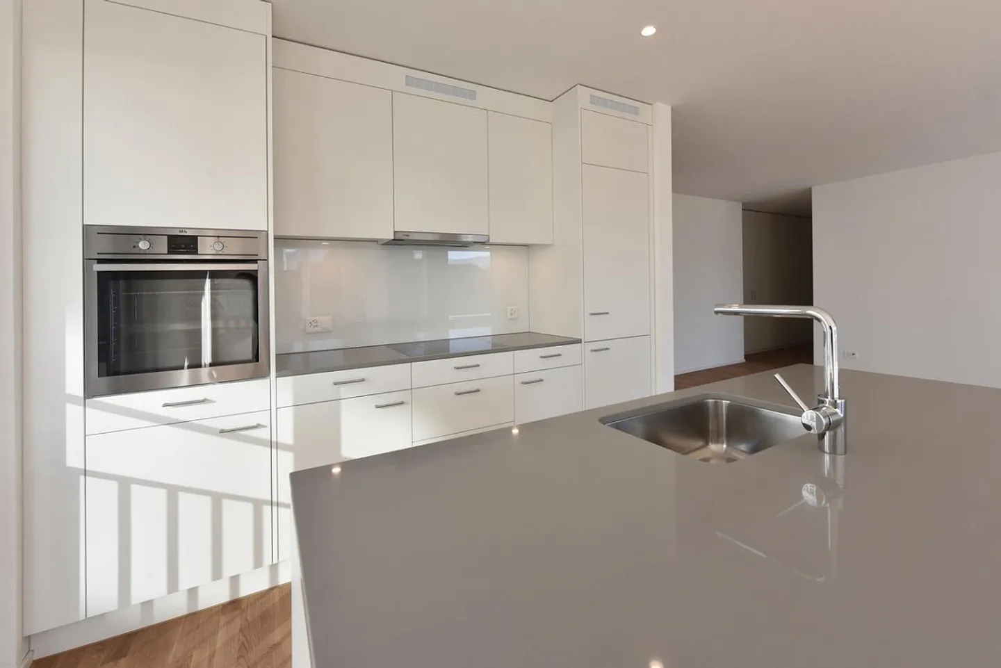 Bright 4.5-room apartment in the heart of Malters - Photo 4 of 13