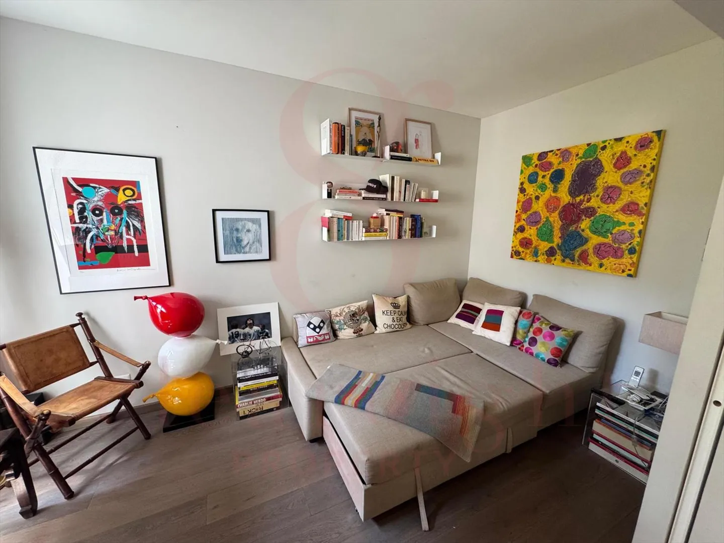6-room apartment - Photo 3 of 4