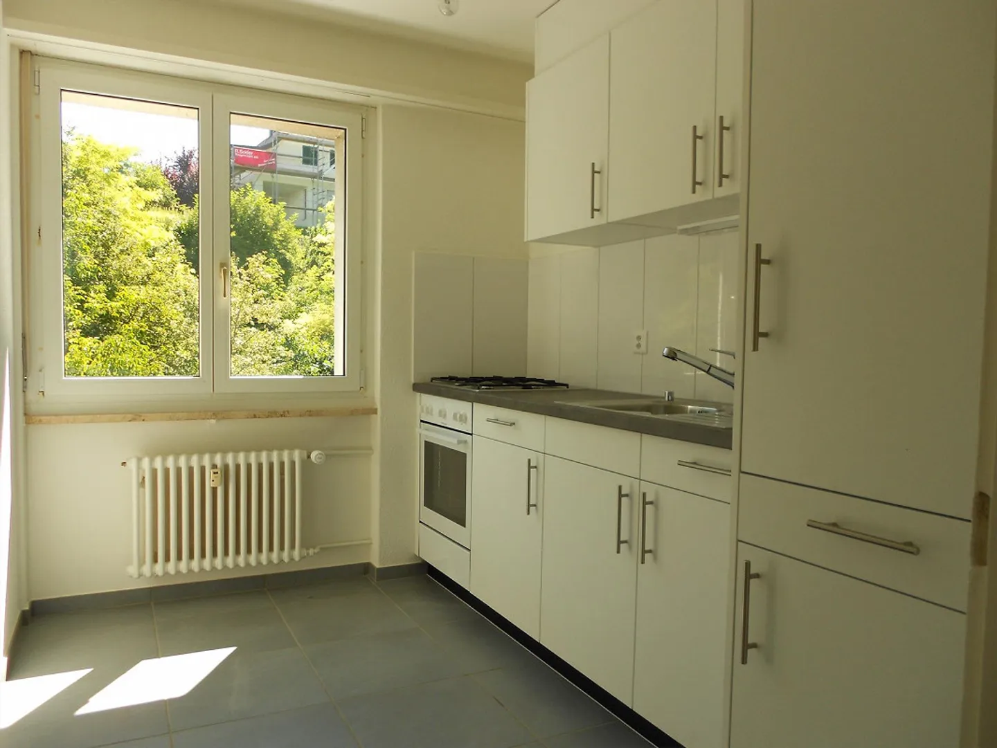 Cozy Apartment with Balcony - Photo 4 of 5