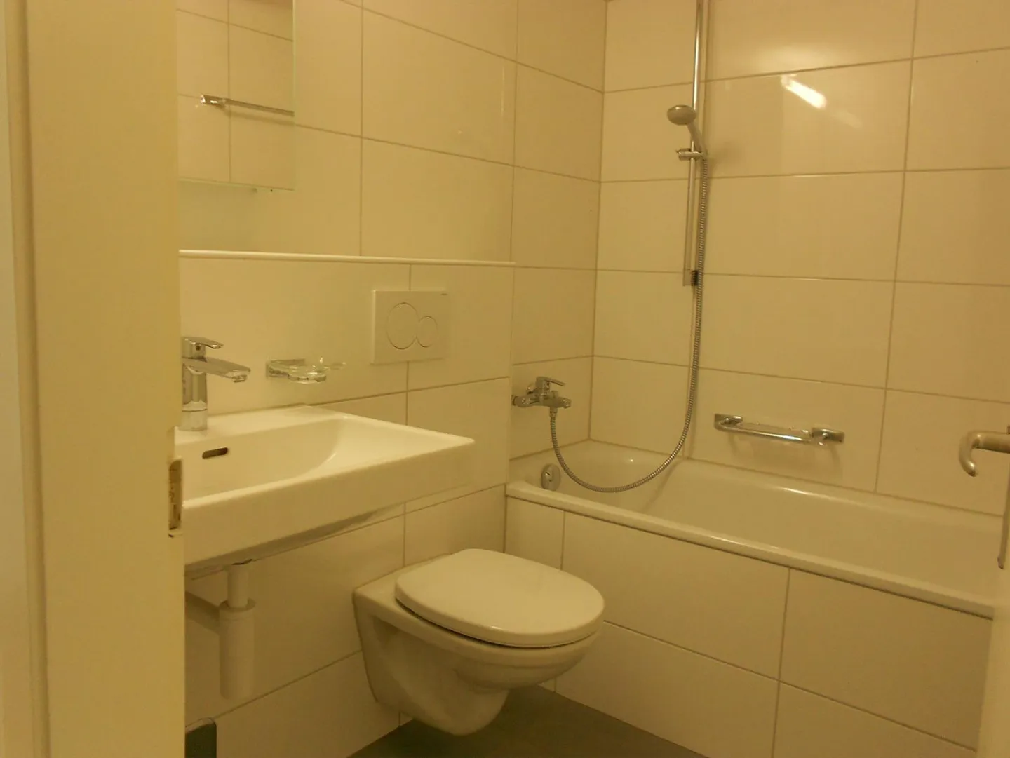 Cozy Apartment with Balcony - Photo 5 of 5