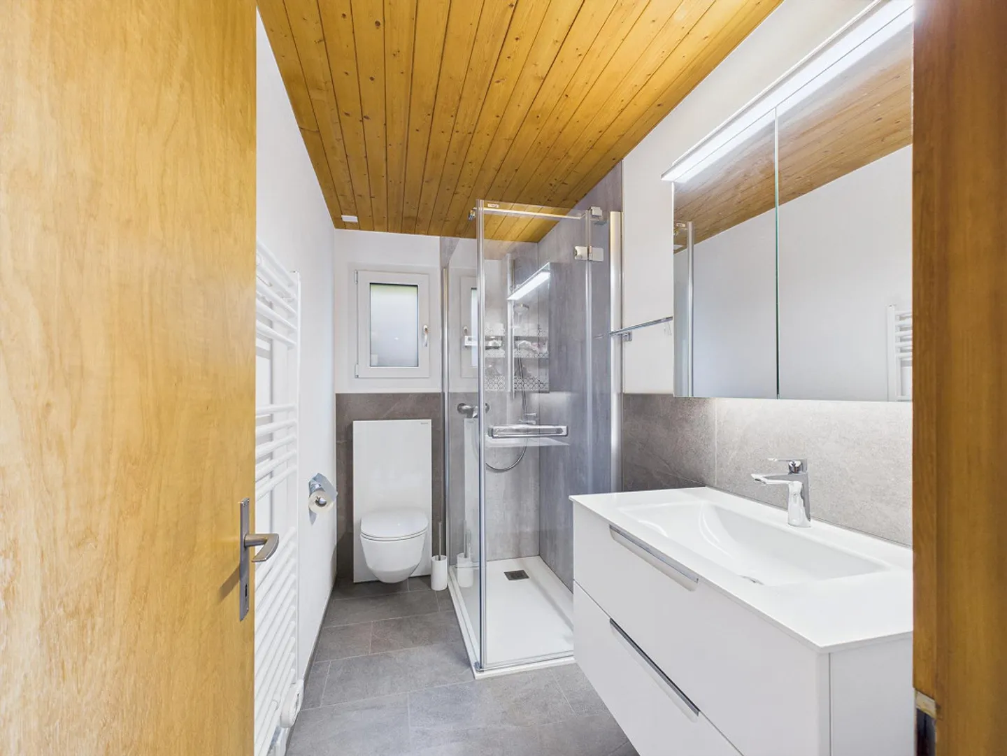 Charmantes Chalet mit zwei Einheiten - Foto 8 von 10