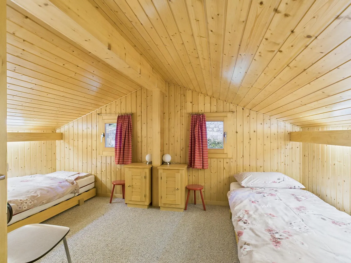 Charmantes Chalet mit zwei Einheiten - Foto 3 von 10