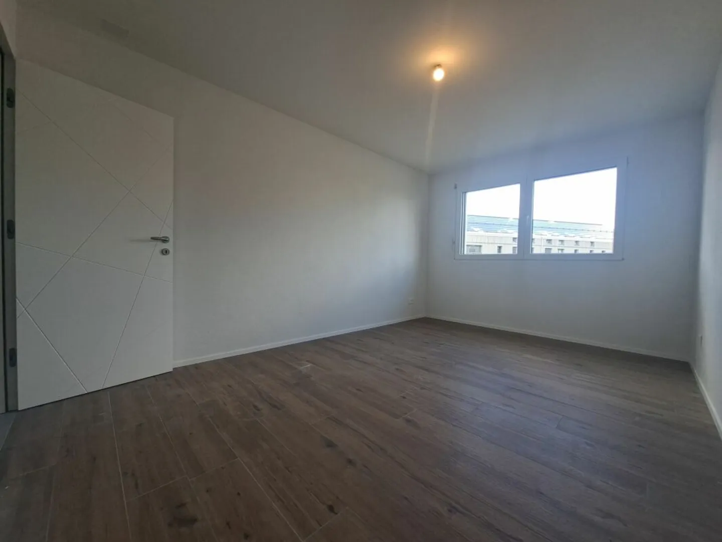 Modern 4.5 Room Apartment - Photo 4 of 11