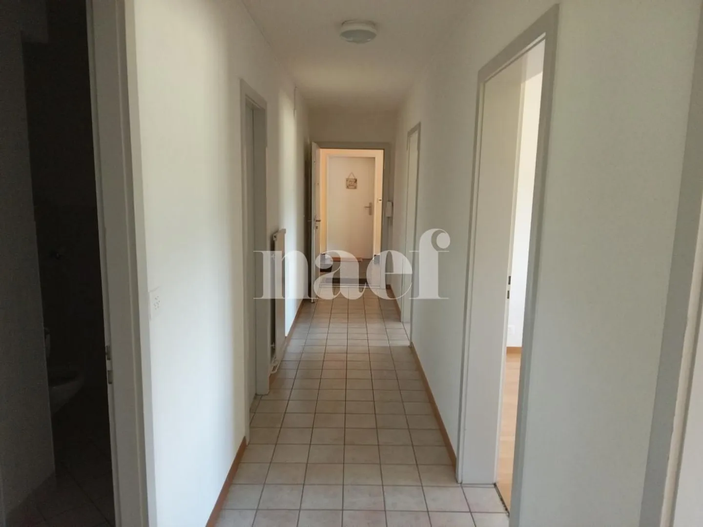 Apartment - Photo 2 of 8