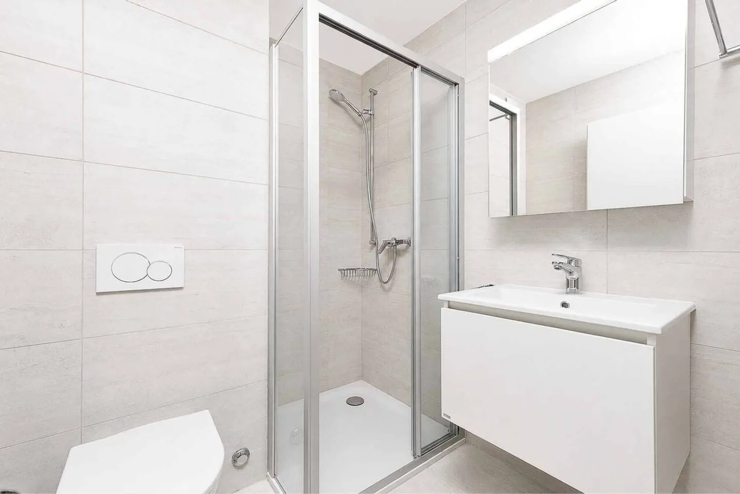 Lussuoso appartamento di 4.5 stanze con terrazza e ascensore privato - Foto 6 di 13