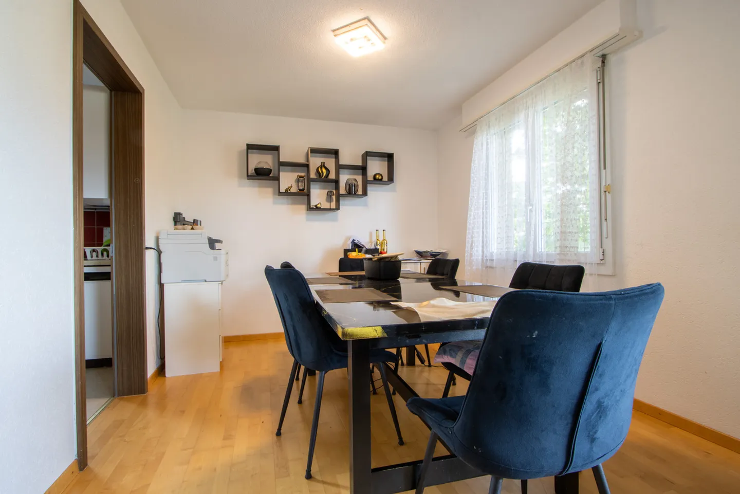 Appartement spacieux 5.5 pièces - Photo 3 sur 12