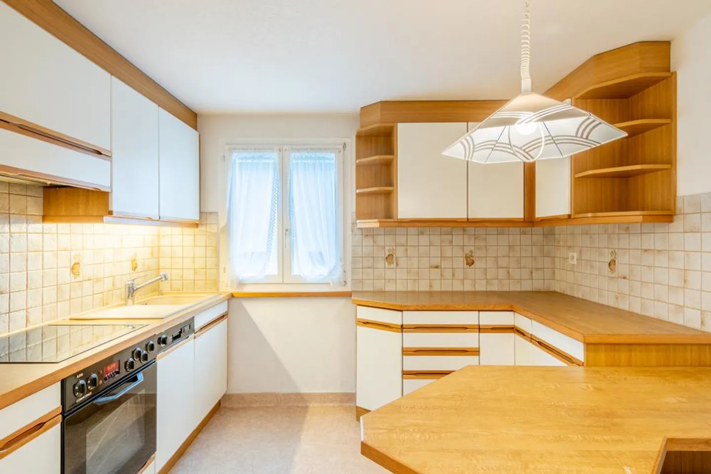 Zweifamilienhaus an zentraler Lage - Foto 3 von 7