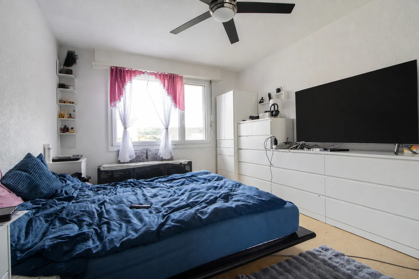Appartement spacieux 5.5 pièces - Photo 8 sur 12