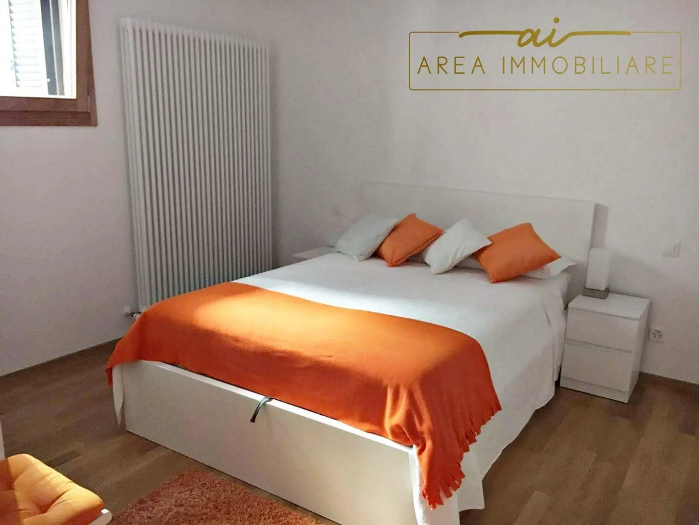 SPACIEUX ET MODERNE 2.5 PIÈCES AVEC COUR PRIVÉE - Photo 4 sur 8