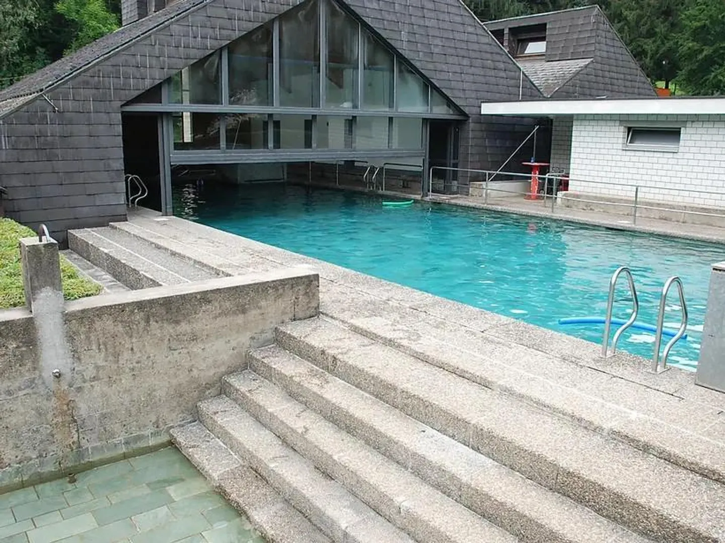 Touristische Struktur mit Restaurant und Pool im Malcantone - Foto 2 von 11
