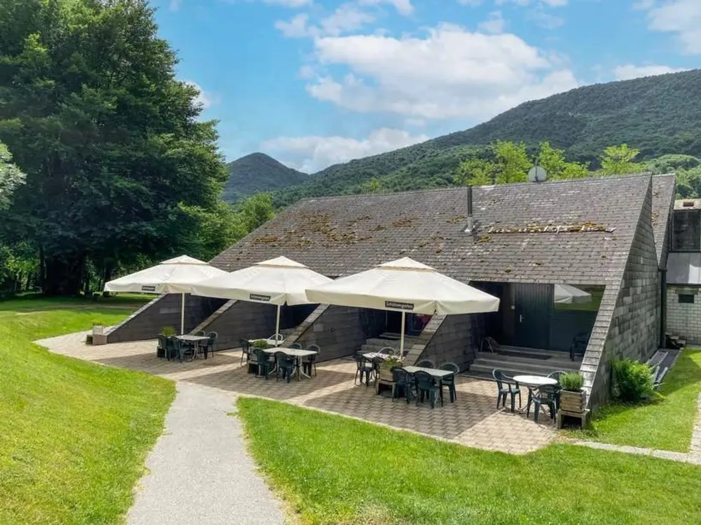 Touristische Struktur mit Restaurant und Pool im Malcantone - Foto 5 von 11