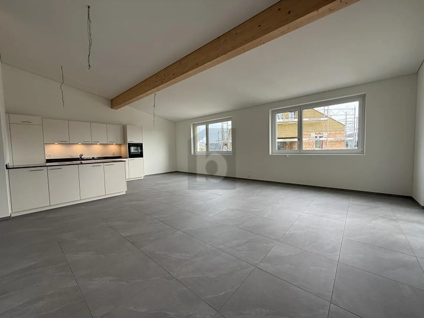 WHERE ROOM HEIGHT MEETS LIVING COMFORT - Photo 2 of 6