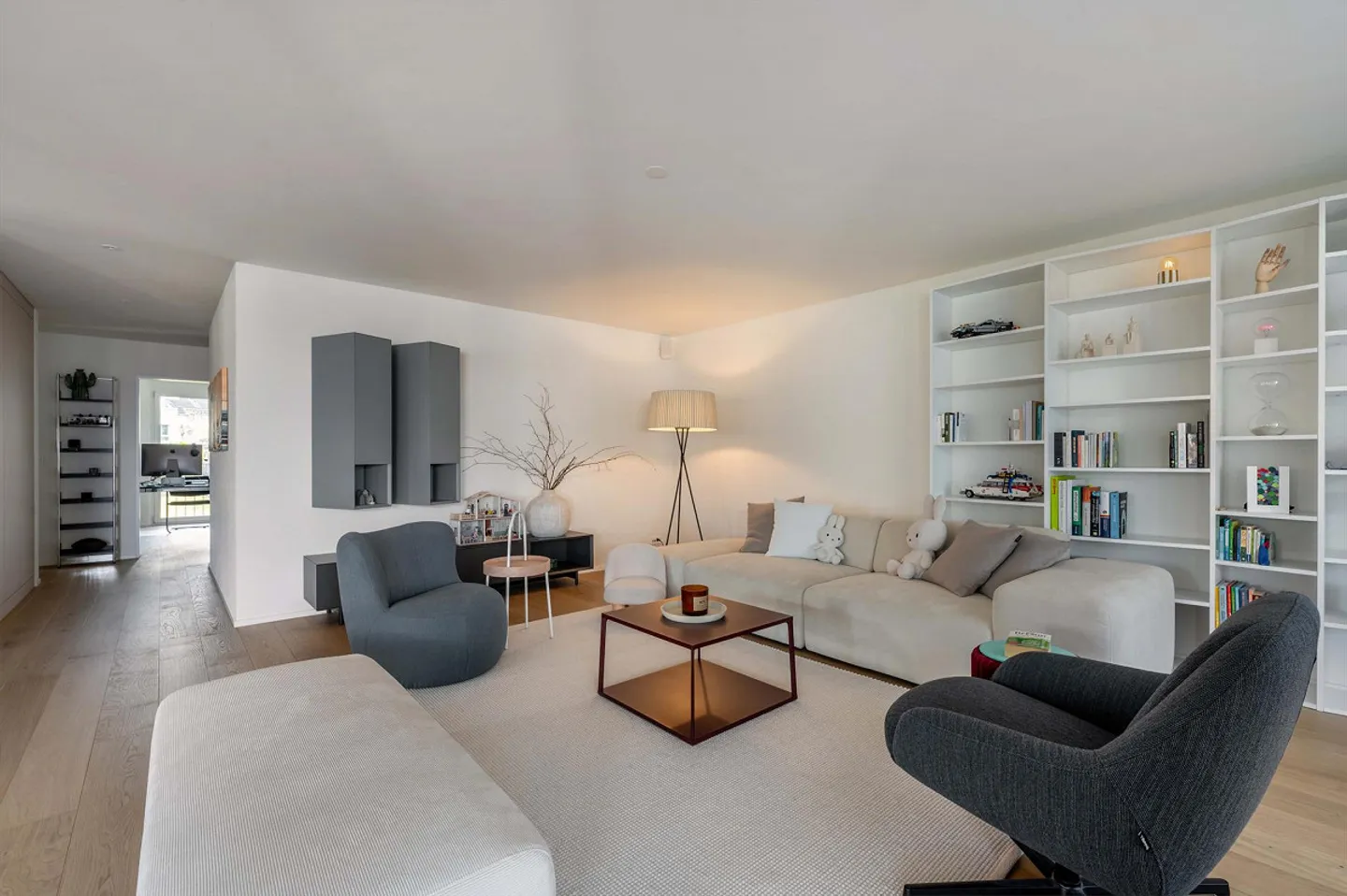 Vie contemporaine dans un endroit détendu - Photo 4 sur 10