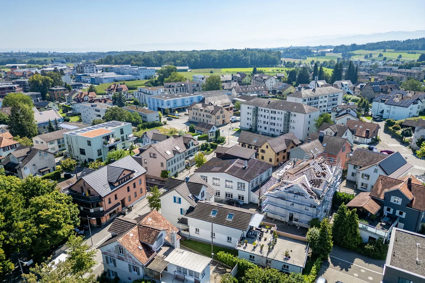Propriété résidentielle et commerciale dans un emplacement central - Photo 13 sur 14