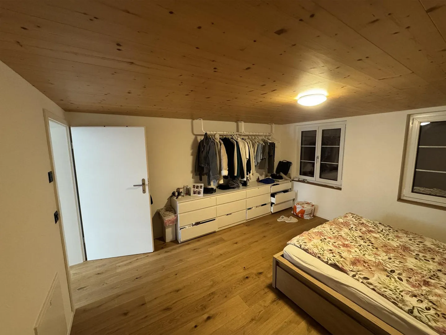 Charming, newly renovated apartment in the green - Photo 11 of 16