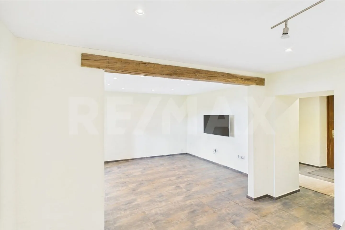 ZU VERKAUFEN: Freistehendes Haus mit Panoramablick in Colla - Foto 8 von 13