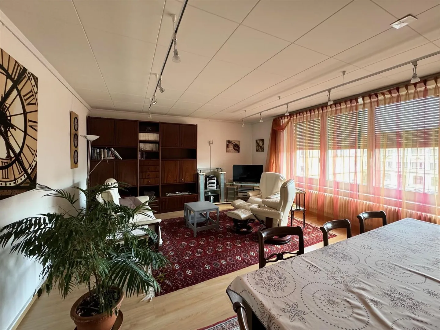 Appartamento arredato 5.5 stanze - Foto 2 di 11