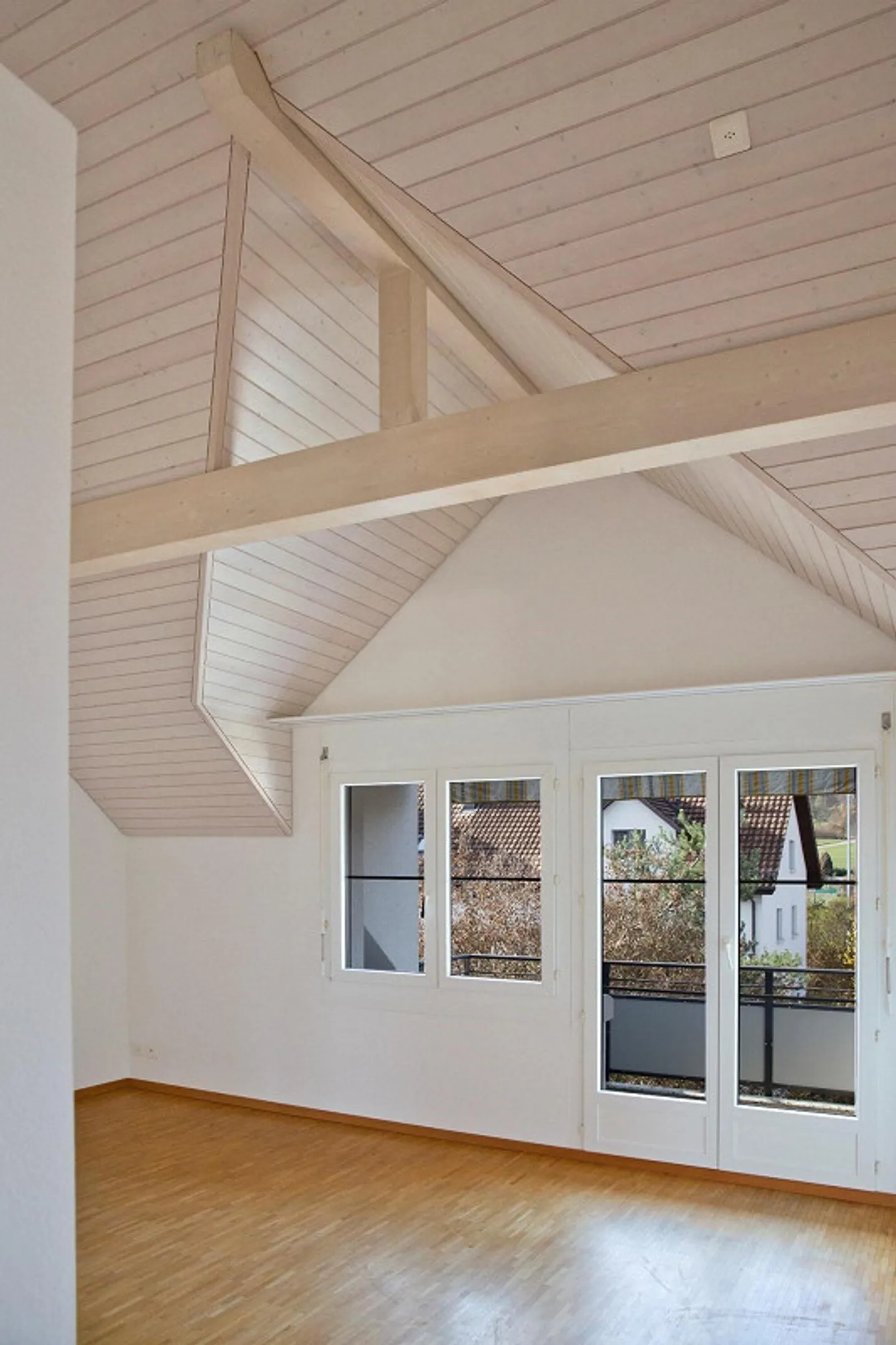 Charmante 2.5-Zimmer Wohnung - Foto 3 von 6