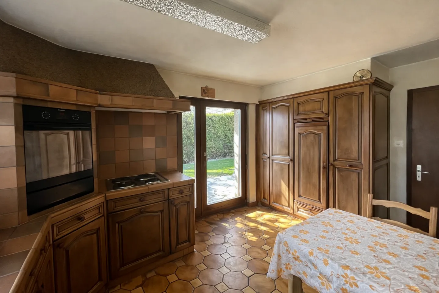 Casa con 2 appartamenti e carnotzet - Foto 1 di 5