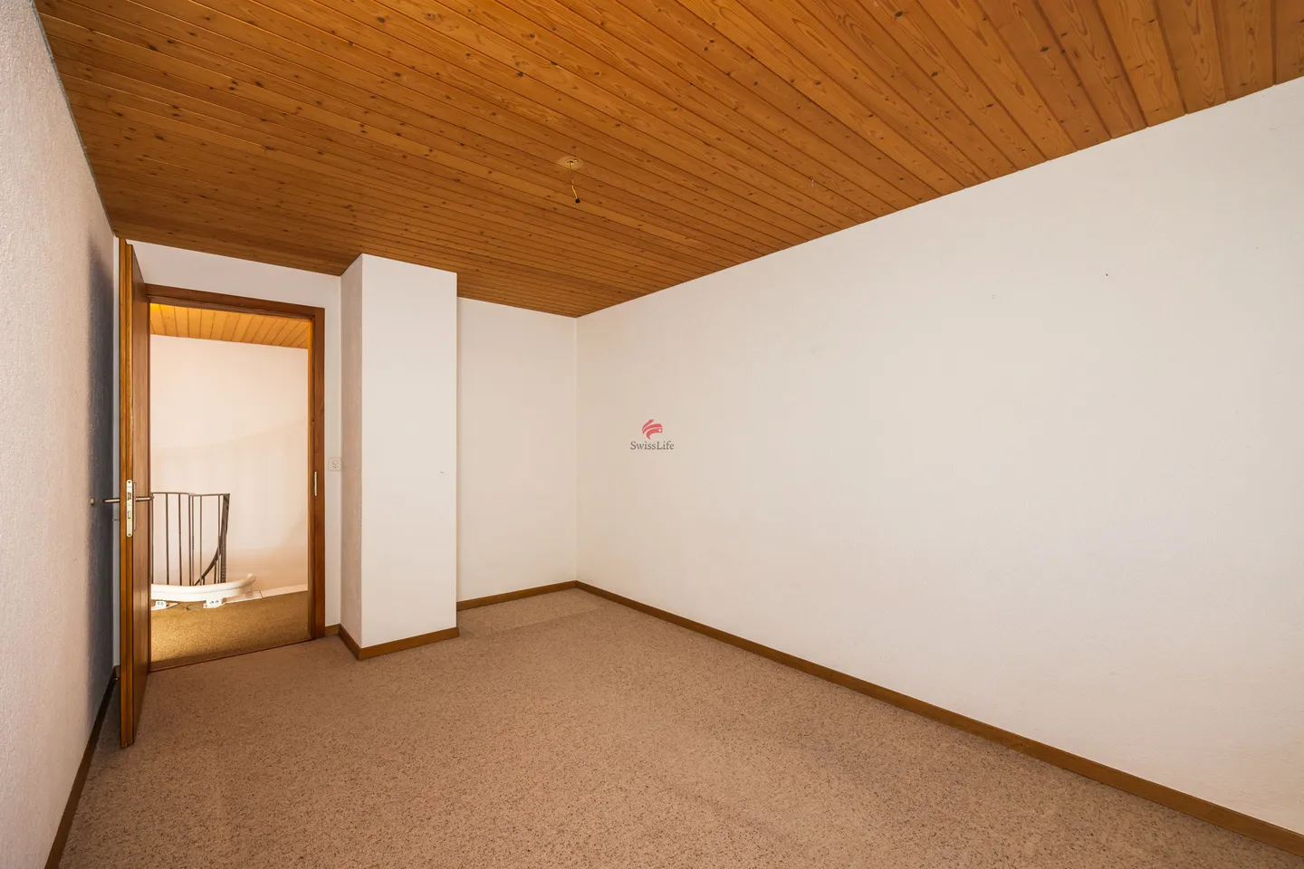 Charming Home in Rural Idyl - Photo 5 of 12