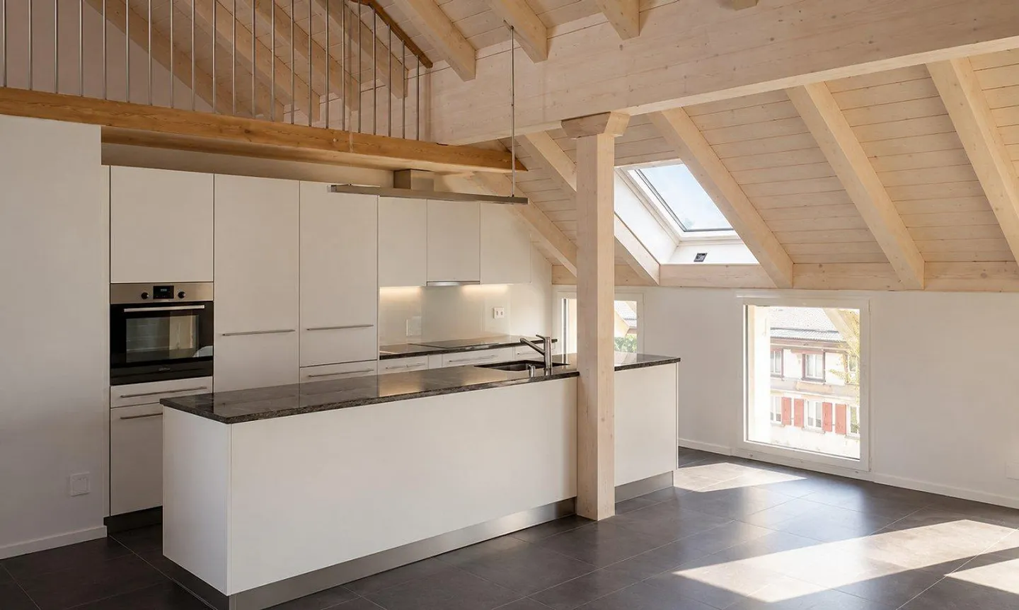 Vivere con vista - Appartamento attico di 4,5 stanze con galleria - Foto 2 di 13