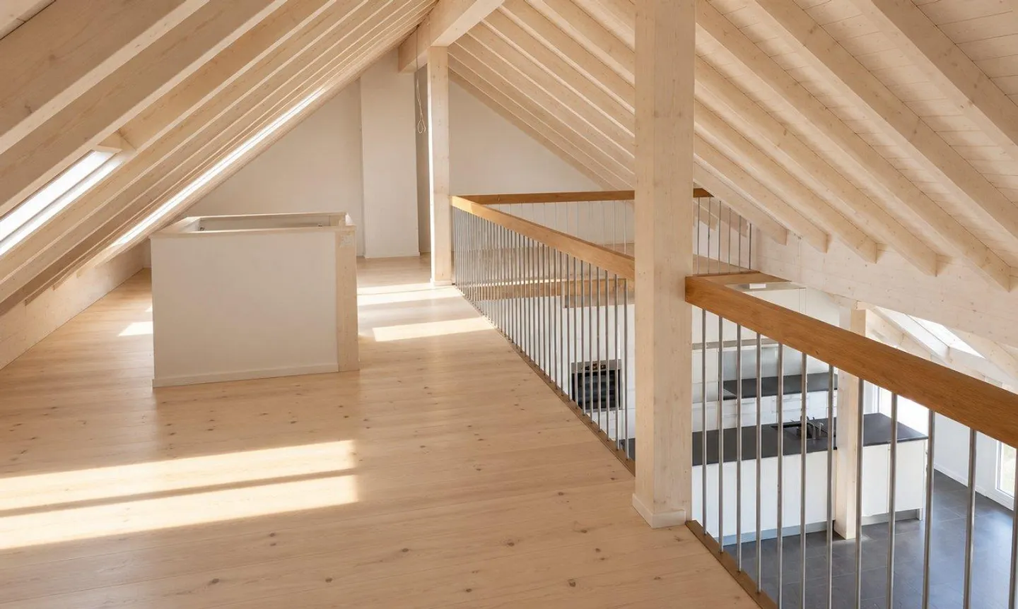 Vivere con vista - Appartamento attico di 4,5 stanze con galleria - Foto 4 di 13