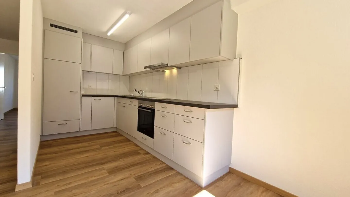 3.5 Room Apartment - Photo 6 of 8