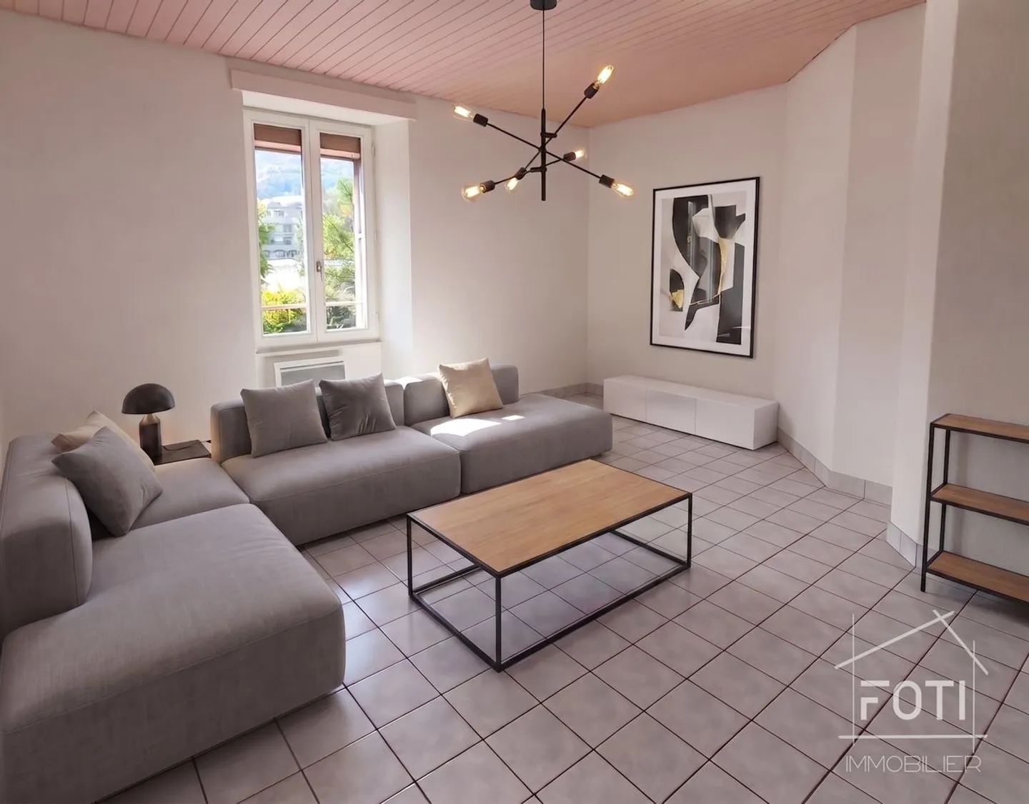 Residential building for sale - Photo 3 of 13