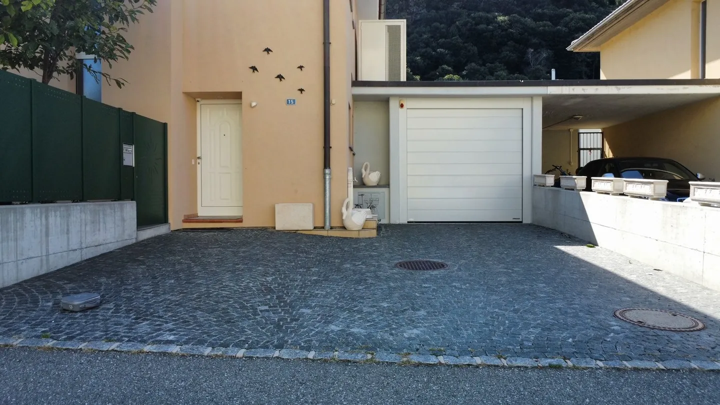 VENDESI CASA UNIFAMILIARE - Foto 11 di 14