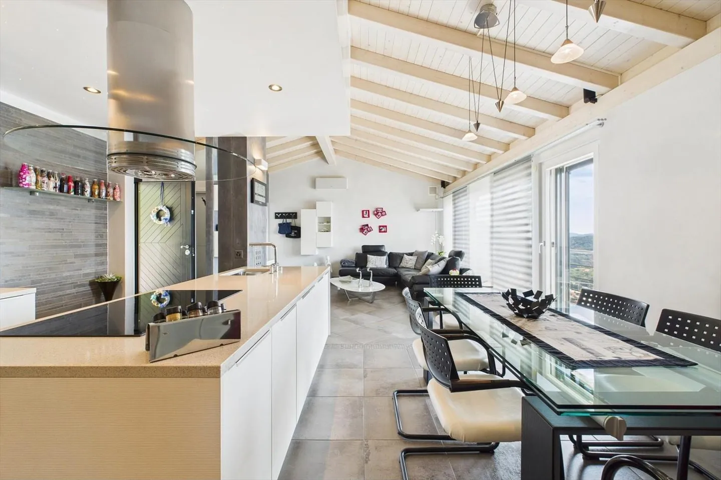 Vacallo - Una villa da sogno! Dove panorama, eleganza moderna e design si fondono in perfetta armonia - Foto 11 di 13
