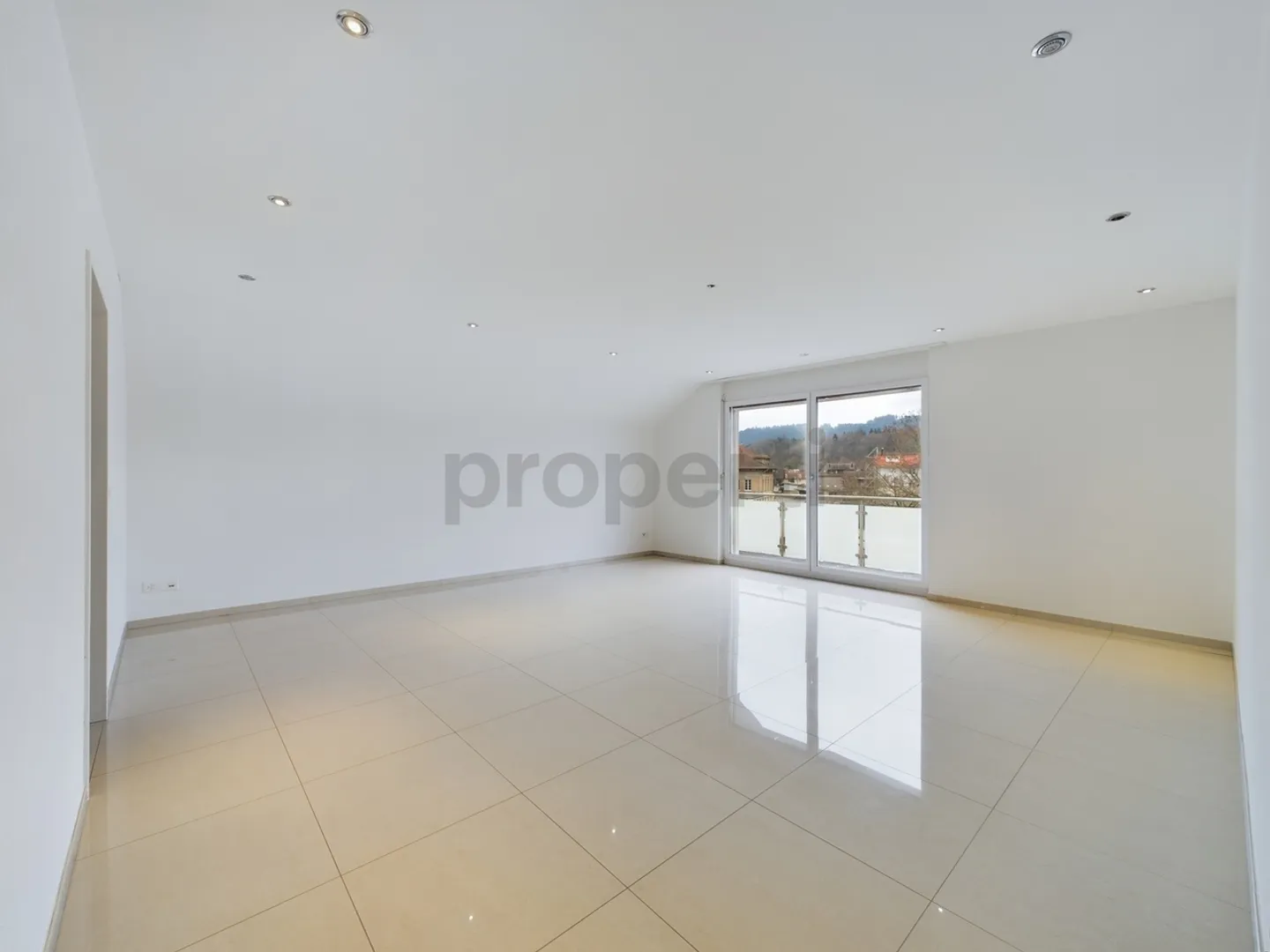 Modern 4.5-room apartment with generous space in Rüegsau - Photo 1 of 11