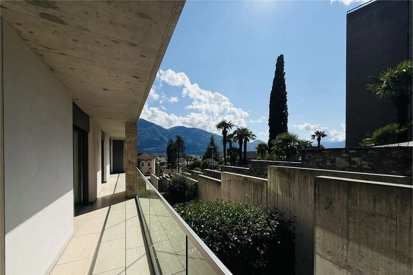 Appartement exclusif, spacieux et lumineux de 4,5 pièces - Photo 7 sur 13