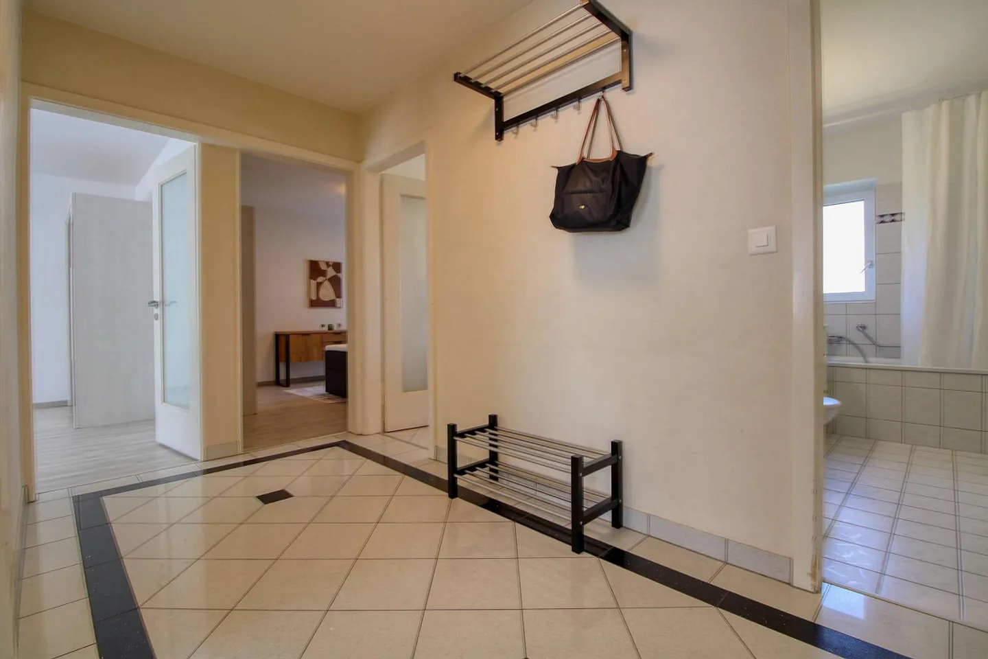 Gemütliches Coliving-Apartment in Zürich - Foto 8 von 14