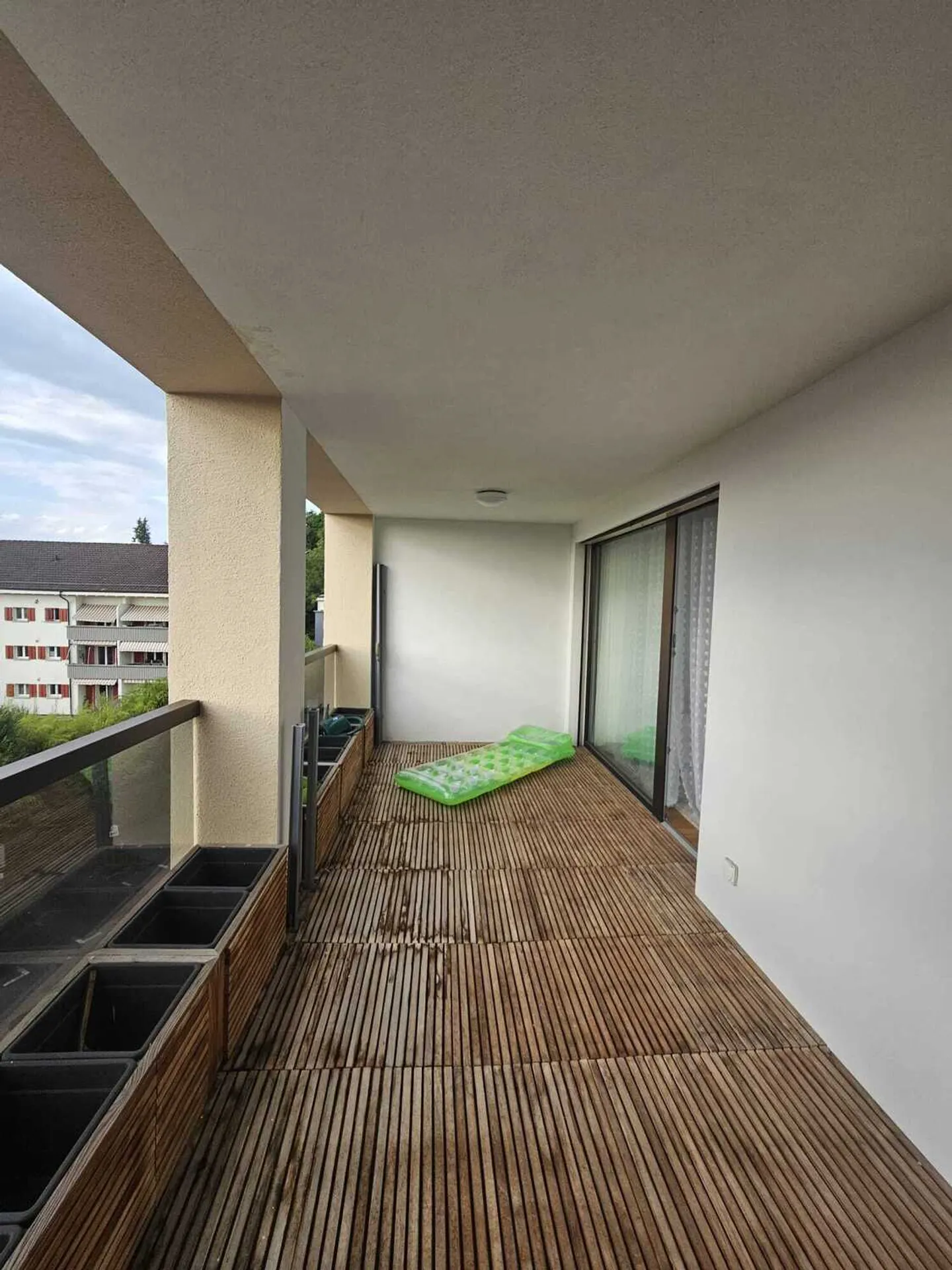 Fully Furnished Apartment Near Station - Photo 9 of 10