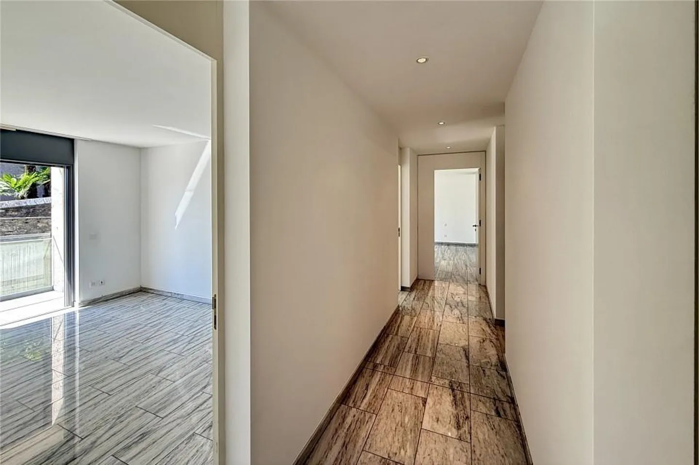 Appartement exclusif, spacieux et lumineux de 4,5 pièces - Photo 12 sur 13