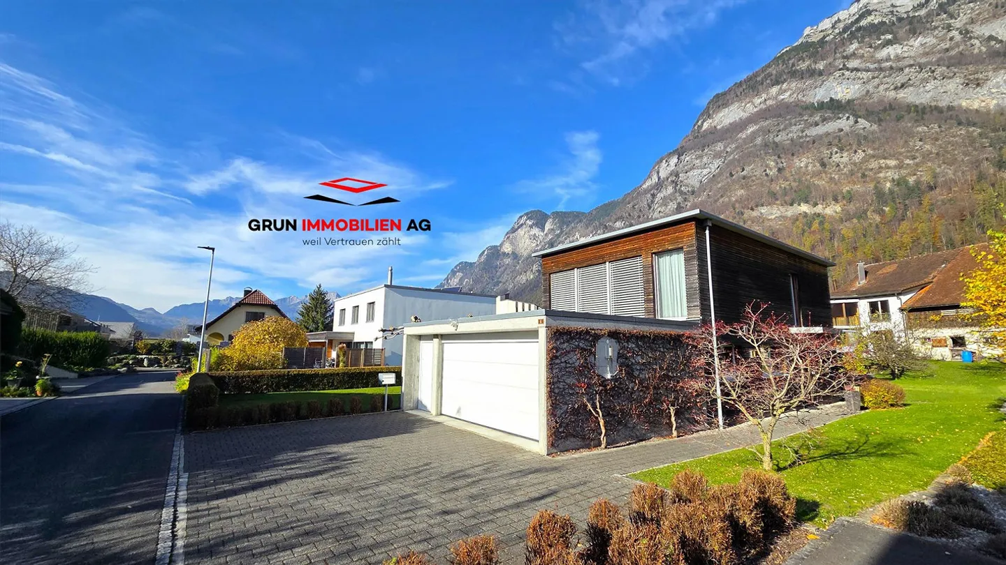 Charmantes Freistehendes Einfamilienhaus - Foto 1 von 17