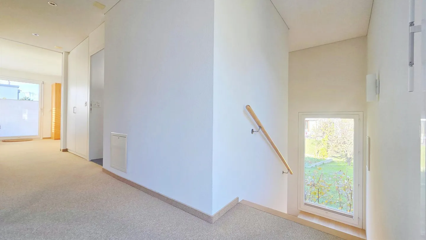 Charmantes Freistehendes Einfamilienhaus - Foto 8 von 17