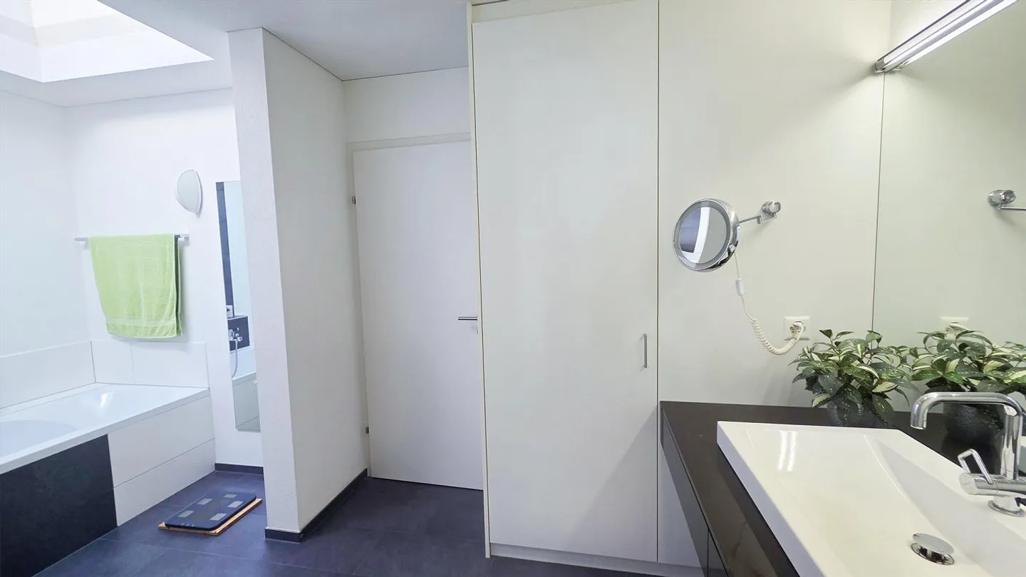 Charmantes Freistehendes Einfamilienhaus - Foto 10 von 17