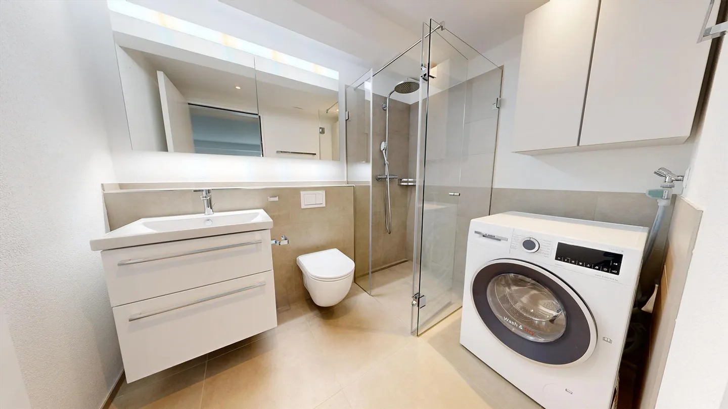 Modern New Apartment Near Lake & City Center - Photo 6 of 7