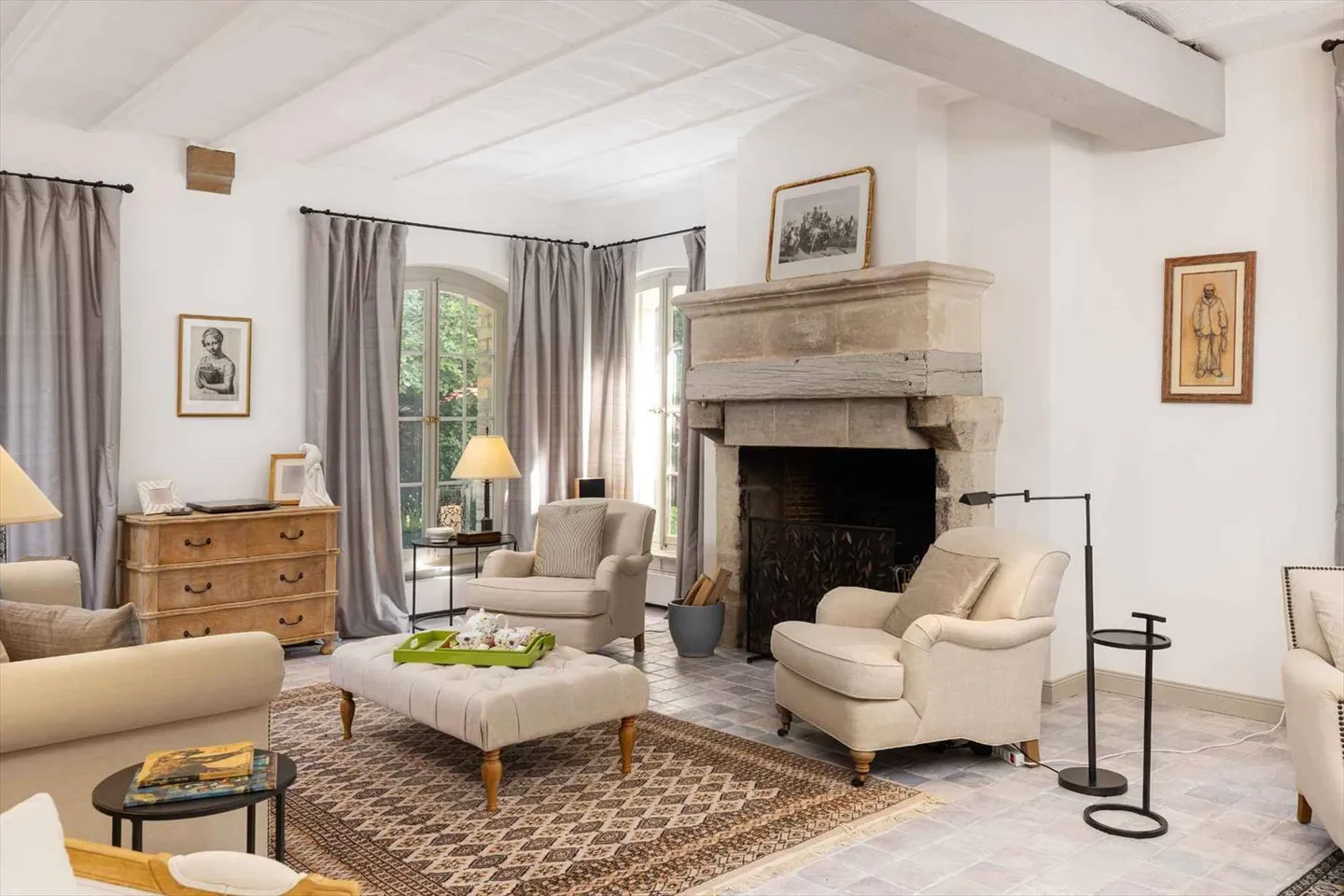 Exceptionnel corps de ferme rénové avec piscine et annexe - Photo 8 sur 13