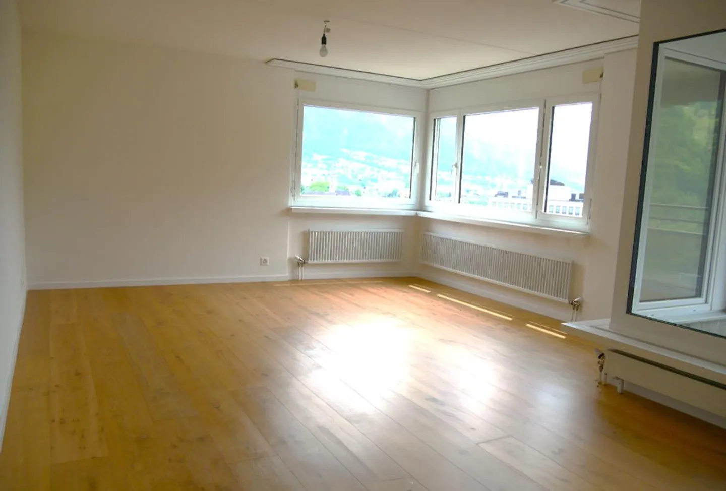 2.5 Room Apartment - Photo 4 of 5