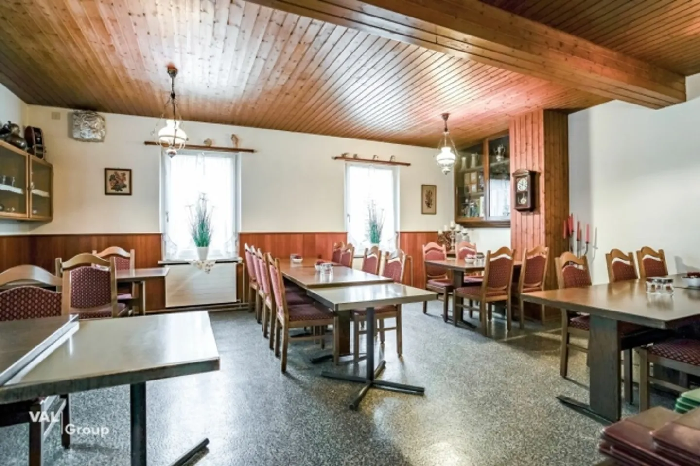 Ristorante tradizionale con sostanza e potenziale di sviluppo - pronto per operare - Foto 3 di 7