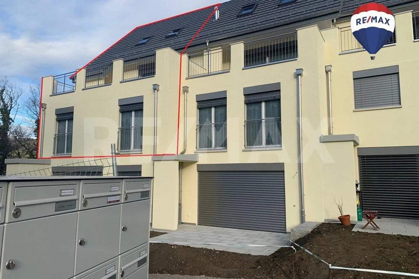 Condominium de 6,5 pièces dans le projet de construction neuve "Smiledörfli Wydum Rorbas" - Maison 2 - Photo 1 sur 13