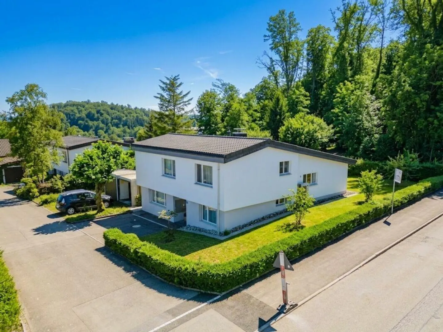 Casa unifamiliare da sogno in una zona molto popolare e connessa alla natura - Foto 1 di 30