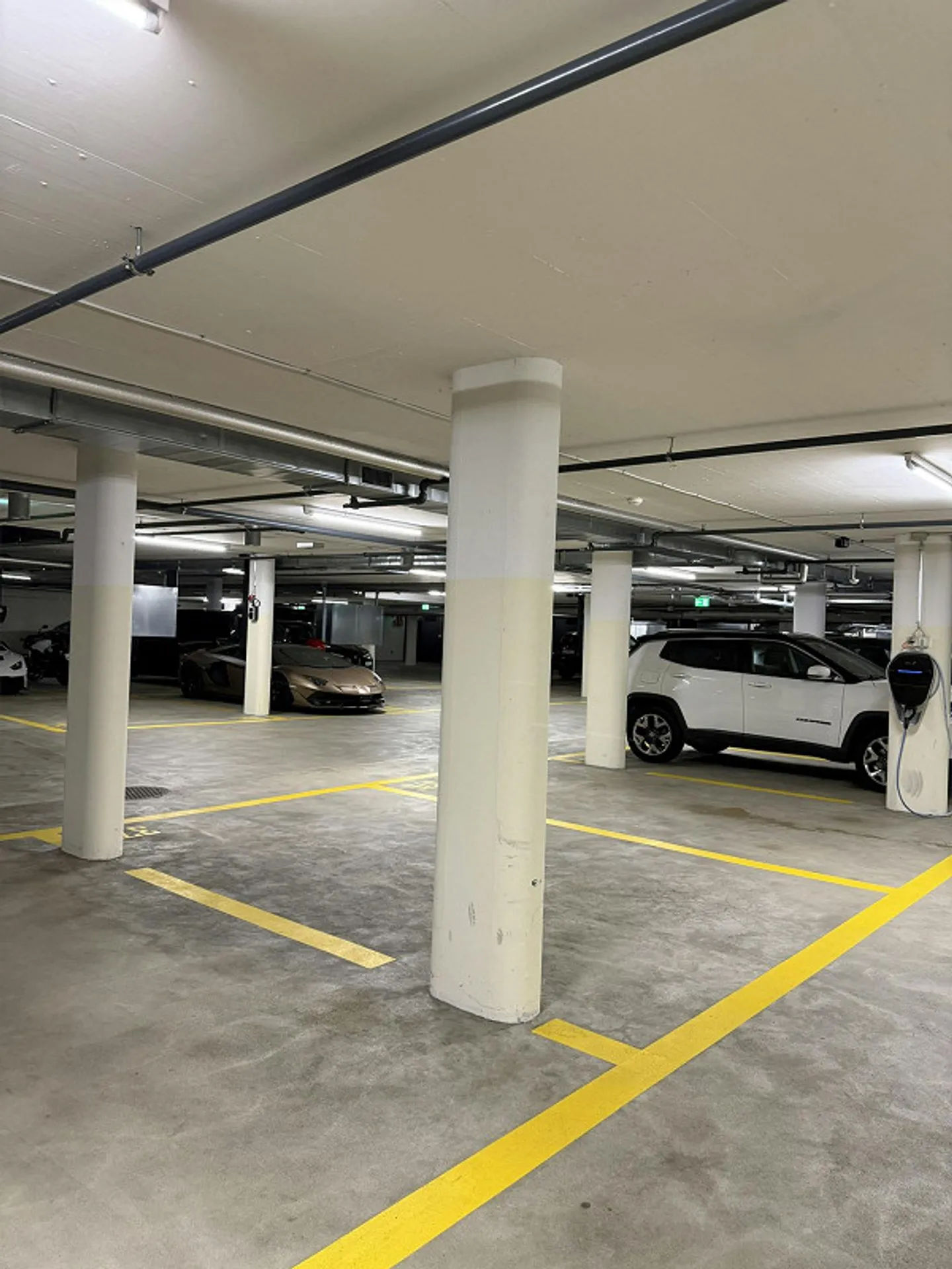 Underground parking space for rent in Hardturmpark - Photo 7 of 8
