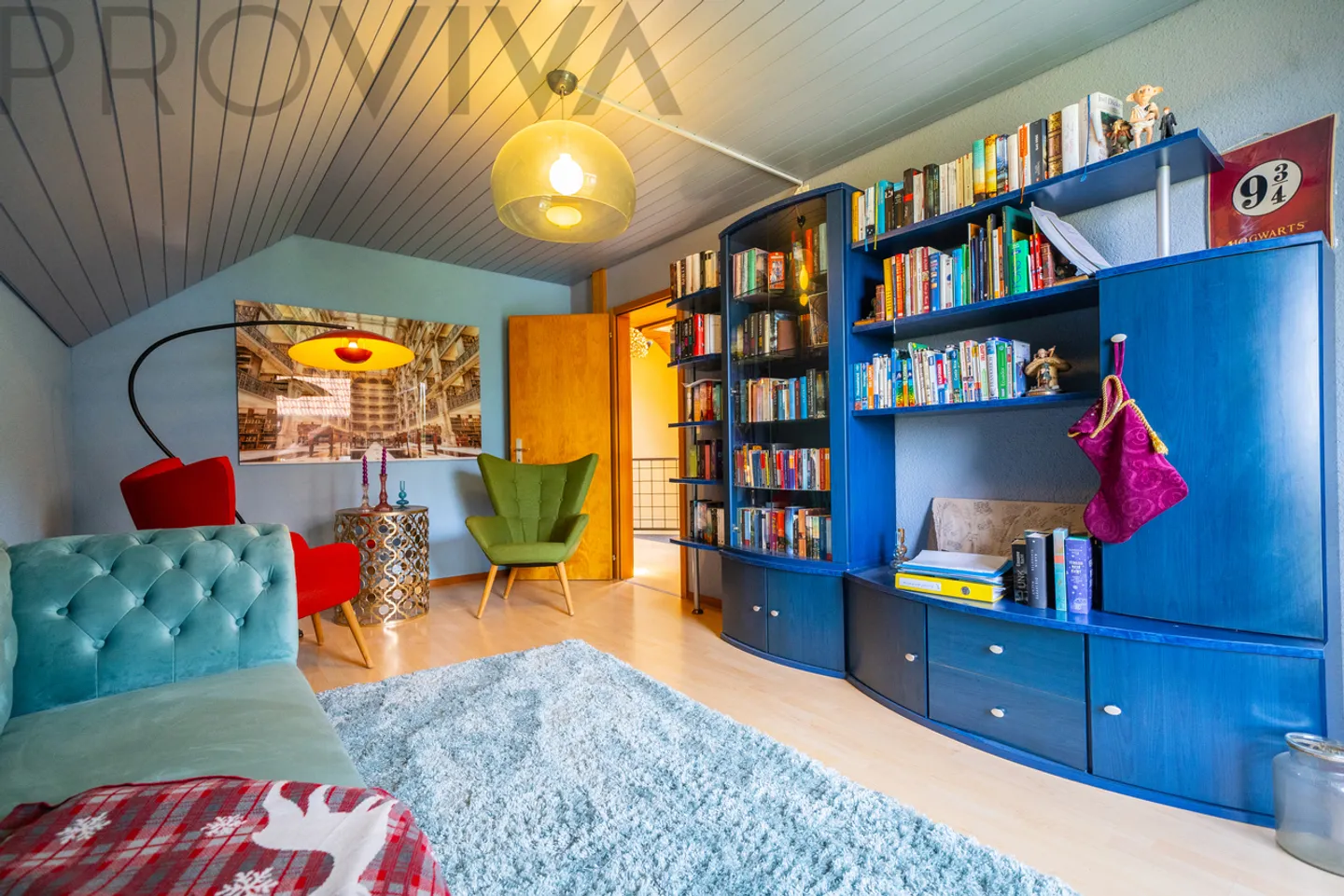 Casa unifamiliare luminosa in un quartiere tranquillo con molto spazio - Foto 6 di 13