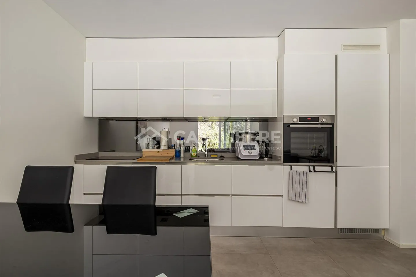 MODERN 2.5 ROOMS WITH GARDEN IN CURIO - Photo 5 of 10