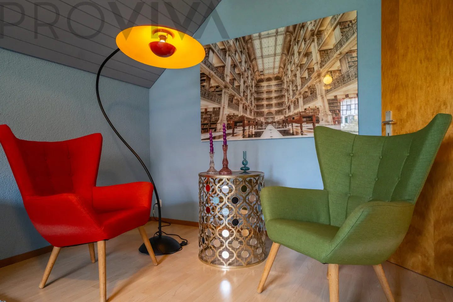 Casa unifamiliare luminosa in un quartiere tranquillo con molto spazio - Foto 9 di 13